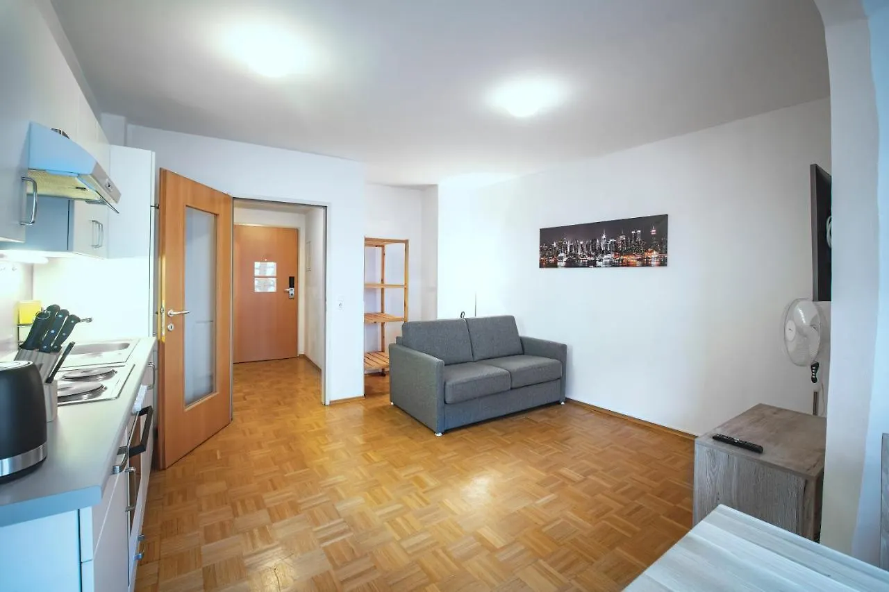 Basic Apartments Downtown Innsbruck 0*,